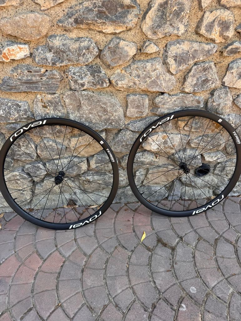 Used Specialized sworks crux SRAM Red eTap AXS powermeter 2024 Road & Gravel, White — image 6 of 10