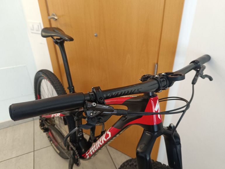 Gebrauchtes Specialized S-Works Epic 29 2016 2016 Mountainbike, Schwarz, 29 — Bild 5 von 6
