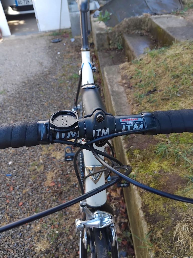 Käytetty Vitus Custom Shimano 105 2016 Road & Gravel — kuva 5 / 11