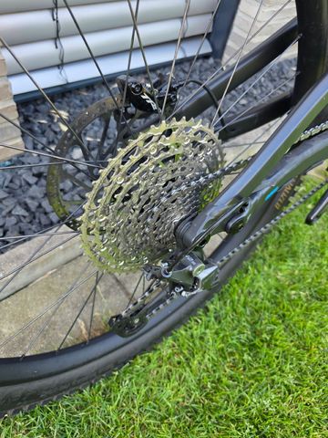 Gebrauchtes Specialized Status 170 2 2024 2024 Mountainbike, Schwarz, 29, 27.5 — Bild 5 von 11