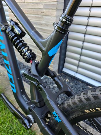 Brugt Specialized Status 170 2 2024 2024 Mountainbike — billede 8 af 11