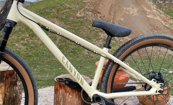 Used Canyon Stitched 360 CLLCTV 2025 Frameset 2025 Mountainbike, White, 26 — image 2 of 3