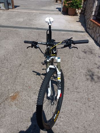 Used Scott Genius 920 2018 2018 Mountainbike, Black, 29 — image 4 of 15