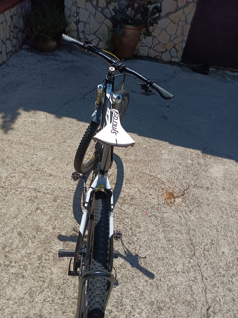 Used Scott Genius 920 2018 2018 Mountainbike, Black, 29 — image 9 of 15