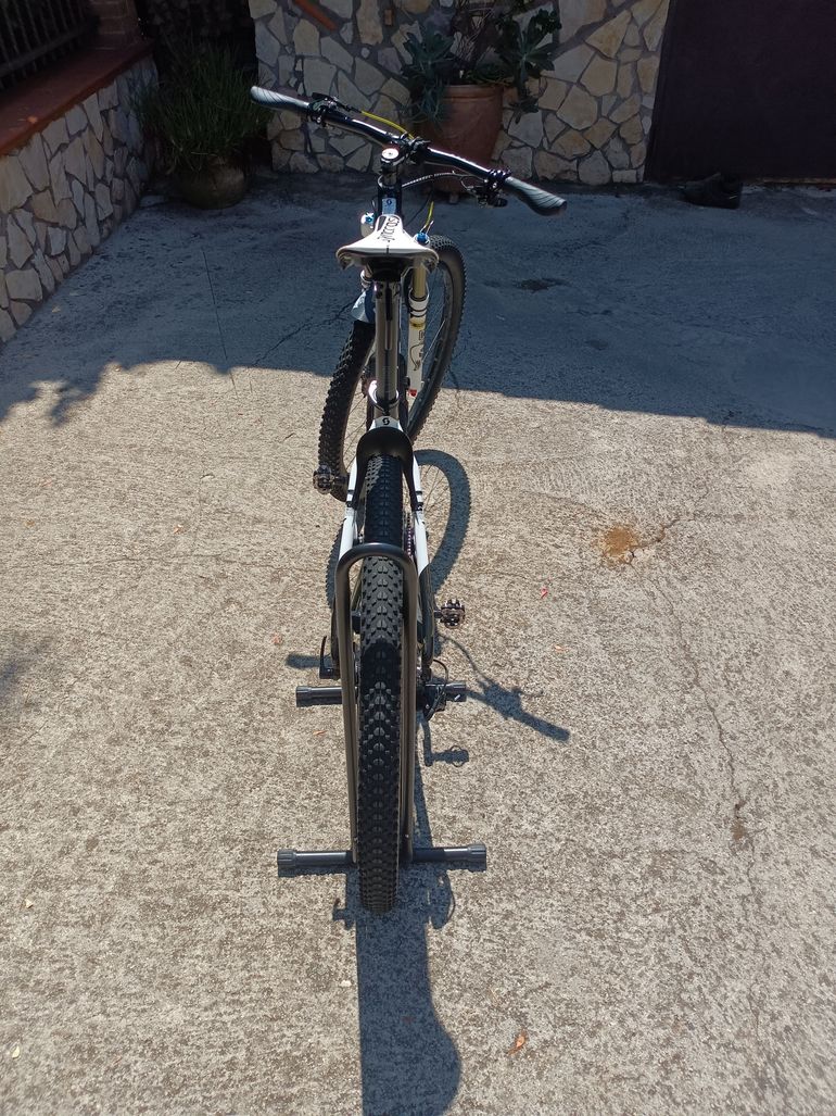 Used Scott Genius 920 2018 2018 Mountainbike, Black, 29 — image 5 of 15