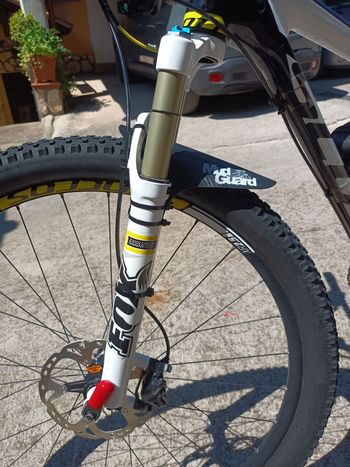 Used Scott Genius 920 2018 2018 Mountainbike, Black, 29 — image 10 of 15