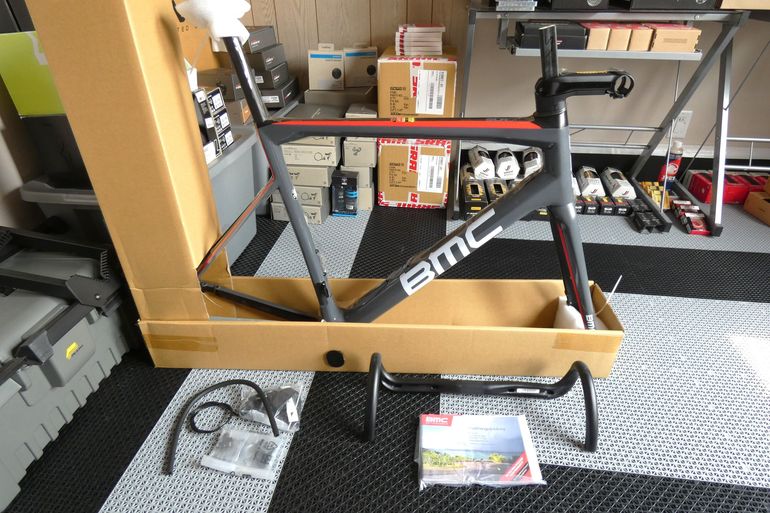 Used BMC TEAMMACHINE SLR 01 MODULE 2019 Frameset 2019 Road & Gravel, Light Gray — image 9 of 25