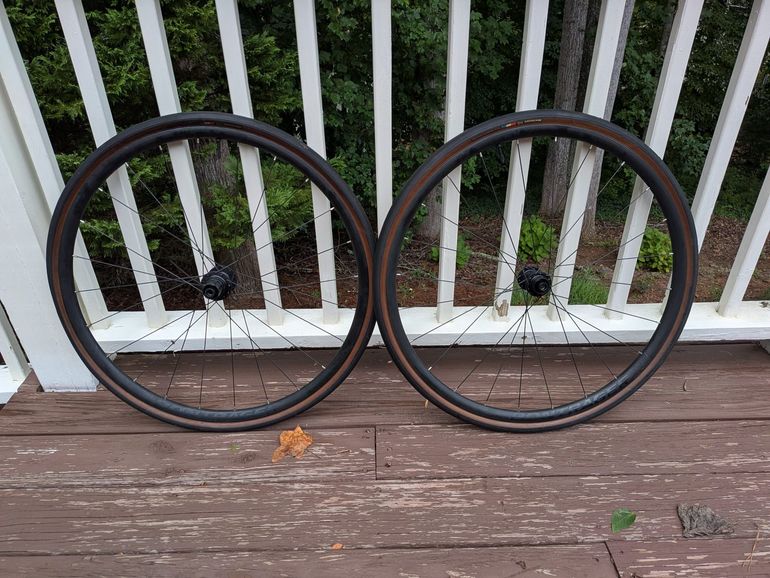 Used Trek Domane SL 5 2022 2022 Road & Gravel, Black — image 3 of 12