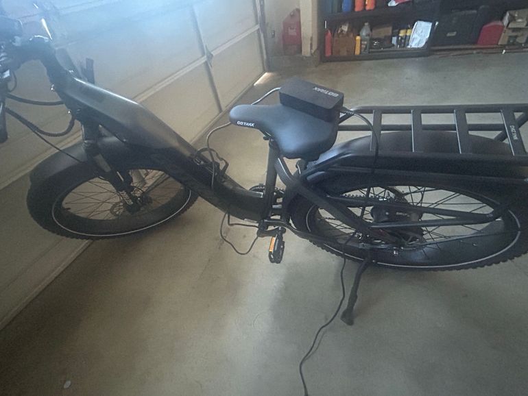 Used Gotrax Custom Urban, Black — image 2 of 3