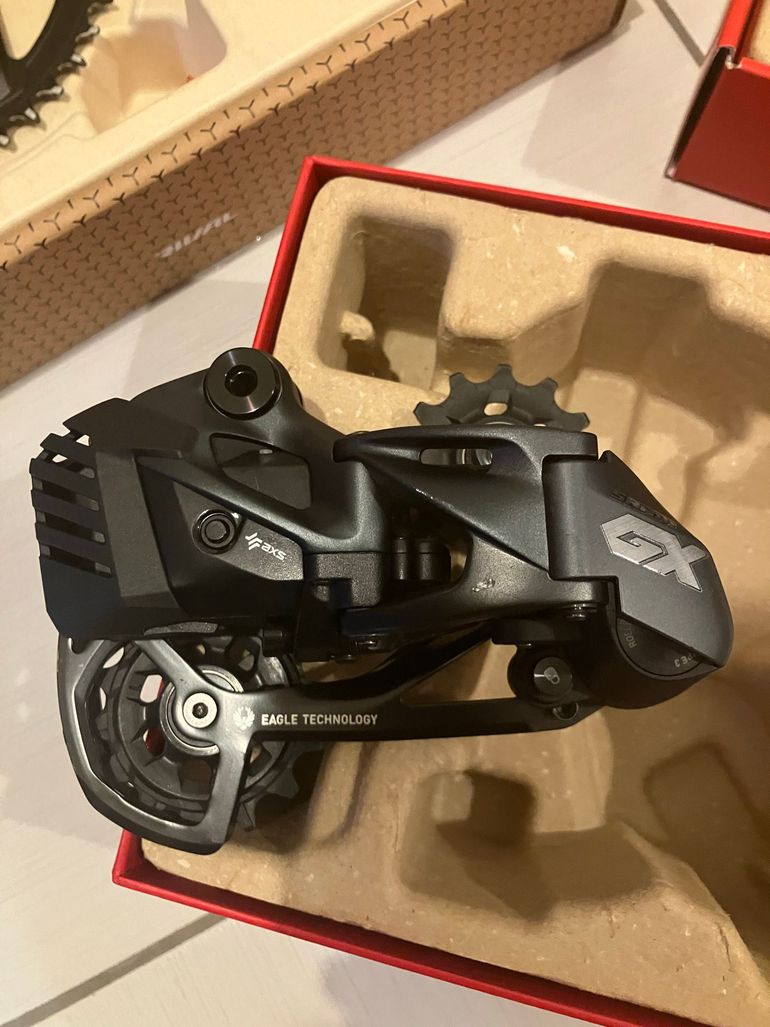 Gebrauchtes Giant Revolt Advanced Pro 1 2025 2025 Road & Gravel, Violett — Bild 33 von 34