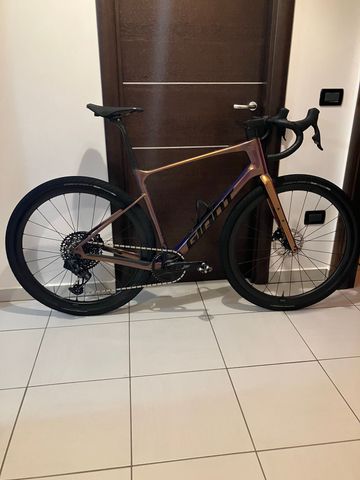 Tweedehands Giant Revolt Advanced Pro 1 2025 2025 Road & Gravel