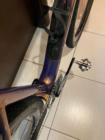 Gebrauchtes Giant Revolt Advanced Pro 1 2025 2025 Road & Gravel, Violett — Bild 7 von 25