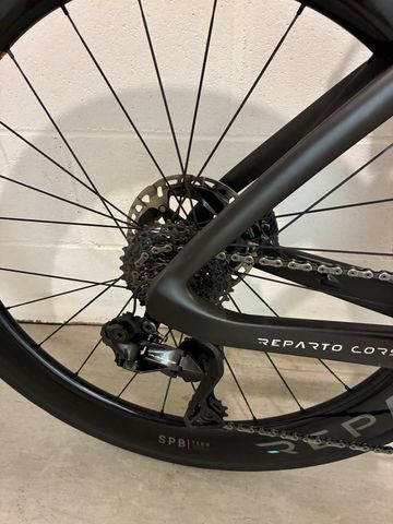 Brugt Bianchi Oltre RC Durace Di2 2025 2025 Road & Gravel — billede 3 af 4