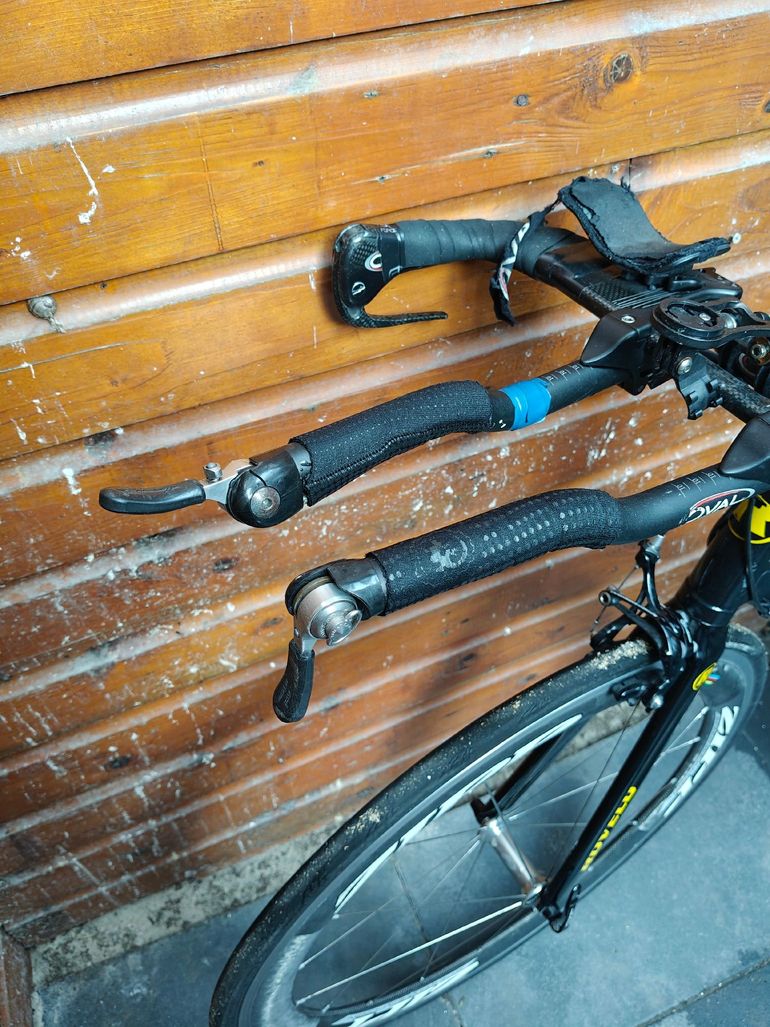 Used Custom Rovelo Campagnolo Record 2015 Road & Gravel, Black — image 10 of 13