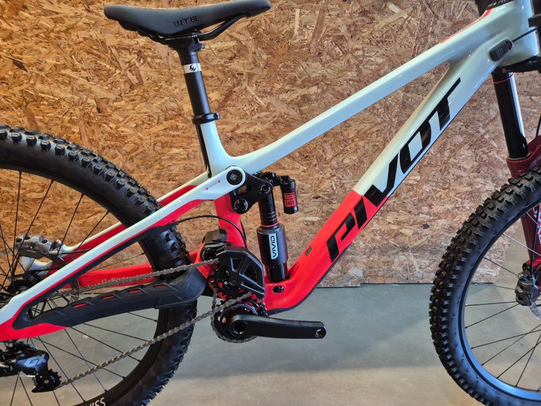 Brugt Pivot Phoenix SRAM GX 2025 2025 Mountainbike — billede 2 af 6