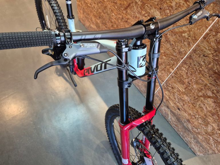 Brugt Pivot Phoenix SRAM GX 2025 2025 Mountainbike — billede 5 af 6