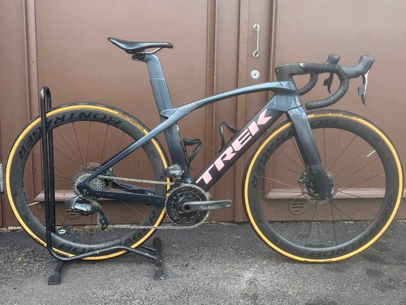 Used Trek Madone SLR 7 ETap 2020 Project One 2020 Road & Gravel