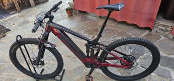 Used Trek Rail 7 2022 2022 Mountainbike, Red, 29 — image 1 of 3