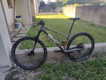 Gebrauchtes BMC Twostroke 01 TWO 2023 2023 Mountainbike, Hellgrau — Bild 1 von 5