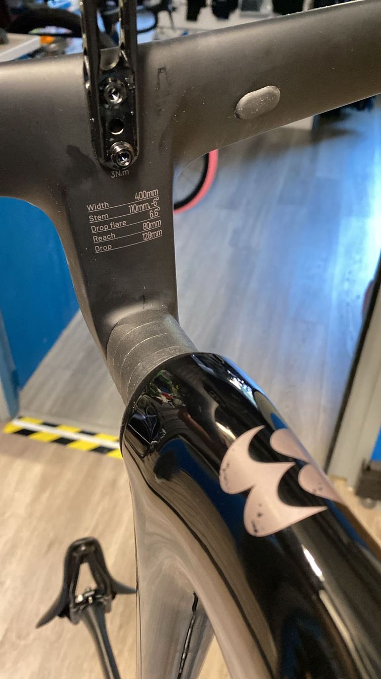 Used Evolve Custom Shimano 105 Di2 2026 Road & Gravel, Black — image 9 of 9