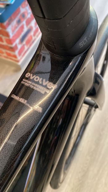 Used Evolve Custom Shimano 105 Di2 2026 Road & Gravel, Black — image 5 of 9