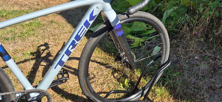 Used Trek Checkpoint SRAM Apex 2025 Road & Gravel, Light Gray — image 4 of 7