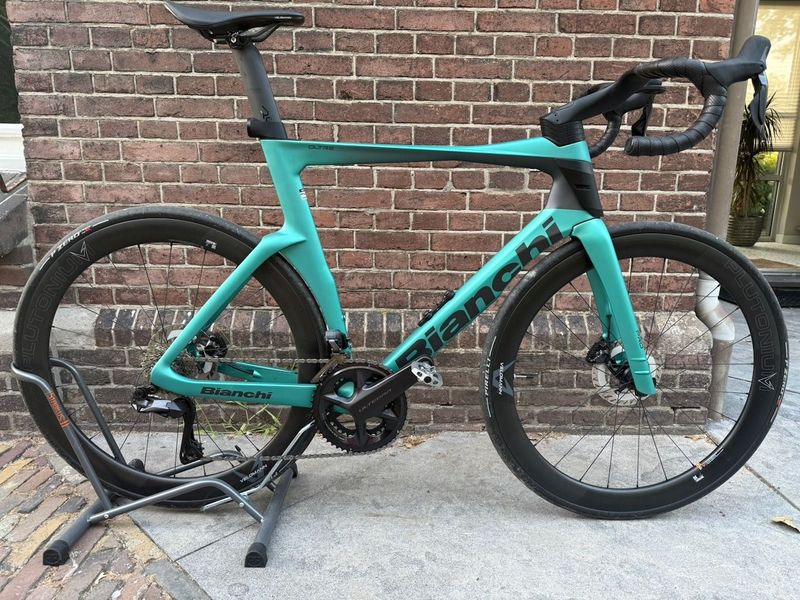 Bianchi Oltre PRO SHIMANO ULTEGRA DI2 2025 2025 Road & Gravel usato