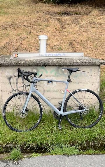 Used BMC Roadmachine 02 THREE 2020 2020 Road & Gravel