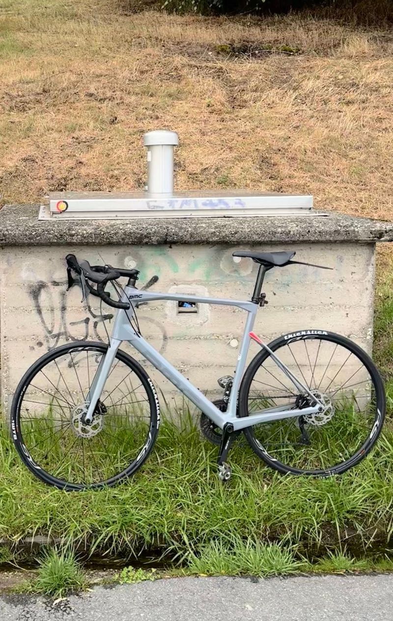 Used BMC Roadmachine 02 THREE 2020 2020 Road & Gravel