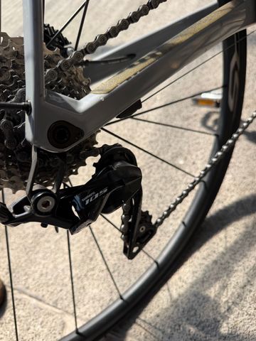 Used BMC Roadmachine 02 THREE 2020 2020 Road & Gravel, Light Gray — image 4 of 7