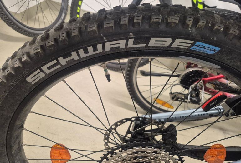 KTM MACINA KAPOHO PRO 2022 2022 Mountainbike de segunda mano, Azul — imagen 7 de 11