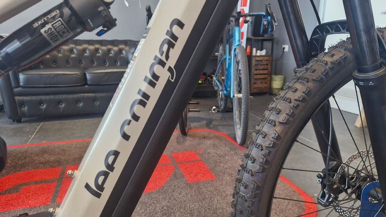 Używany Lee Cougan E-QUEST Race 2025 2025 Mountainbike — zdjęcie 4 z 13