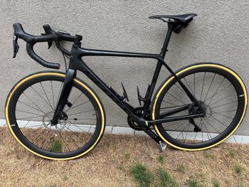 Gebrauchtes SCOTT ADDICT 2020 Road & Gravel, Schwarz — Bild 1 von 4