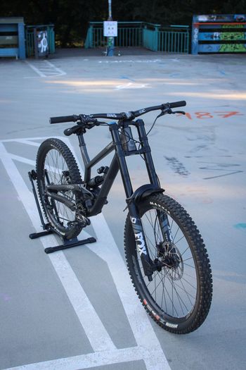 Used Commencal FRS SRAM GX DH 2024 Mountainbike, Black — image 7 of 23