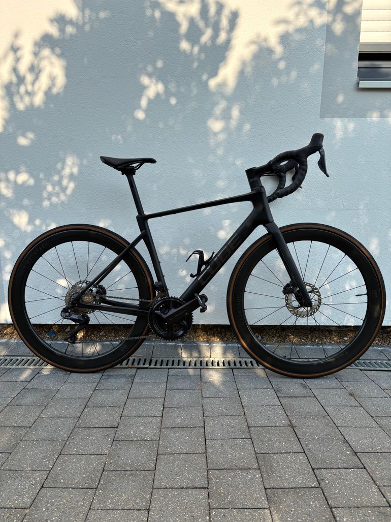 CUBE ATTAIN C:62, SLT 2026 2026 Road & Gravel usato, Nero — immagine 5 di 10
