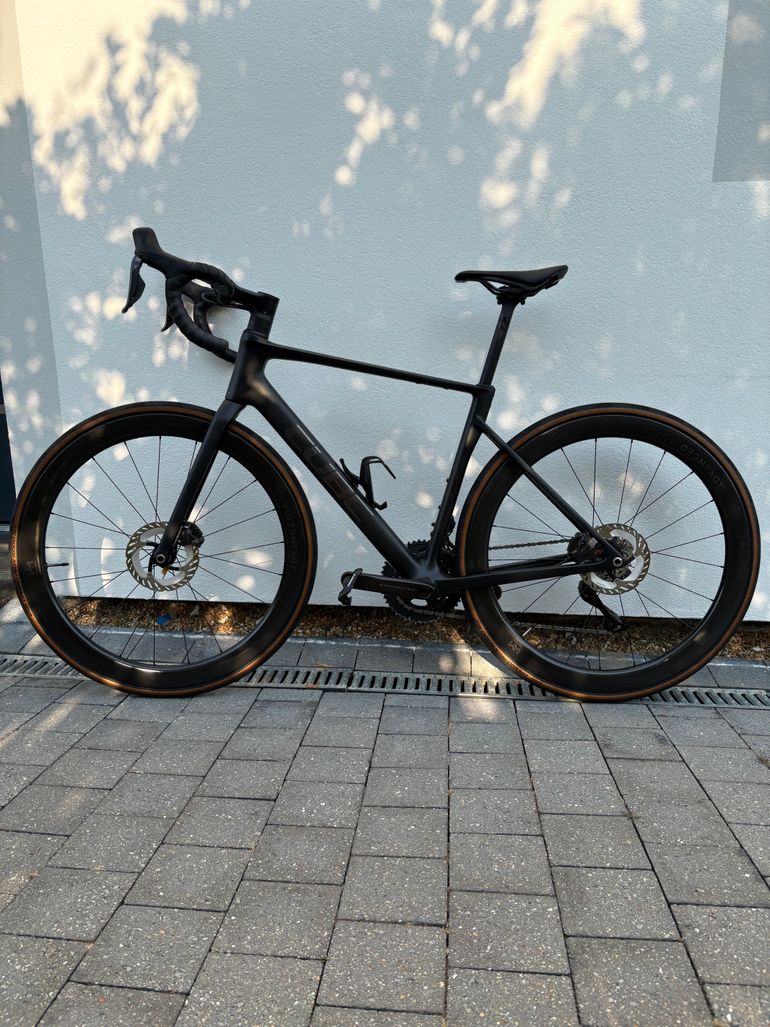 CUBE ATTAIN C:62, SLT 2026 2026 Road & Gravel usato, Nero — immagine 4 di 10