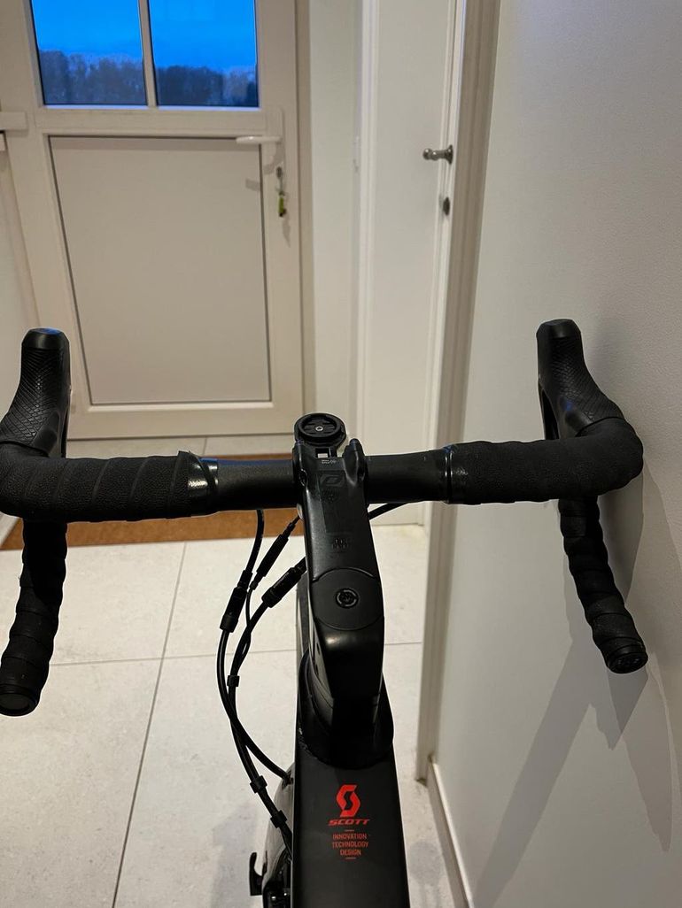 Gebrauchtes Scott Foil 10 disc 2019 2019 Road & Gravel, Schwarz — Bild 4 von 6