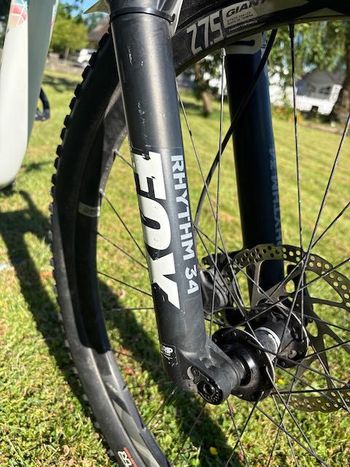 Used Liv Pique 2 2018 2018 Mountainbike, White — image 8 of 12
