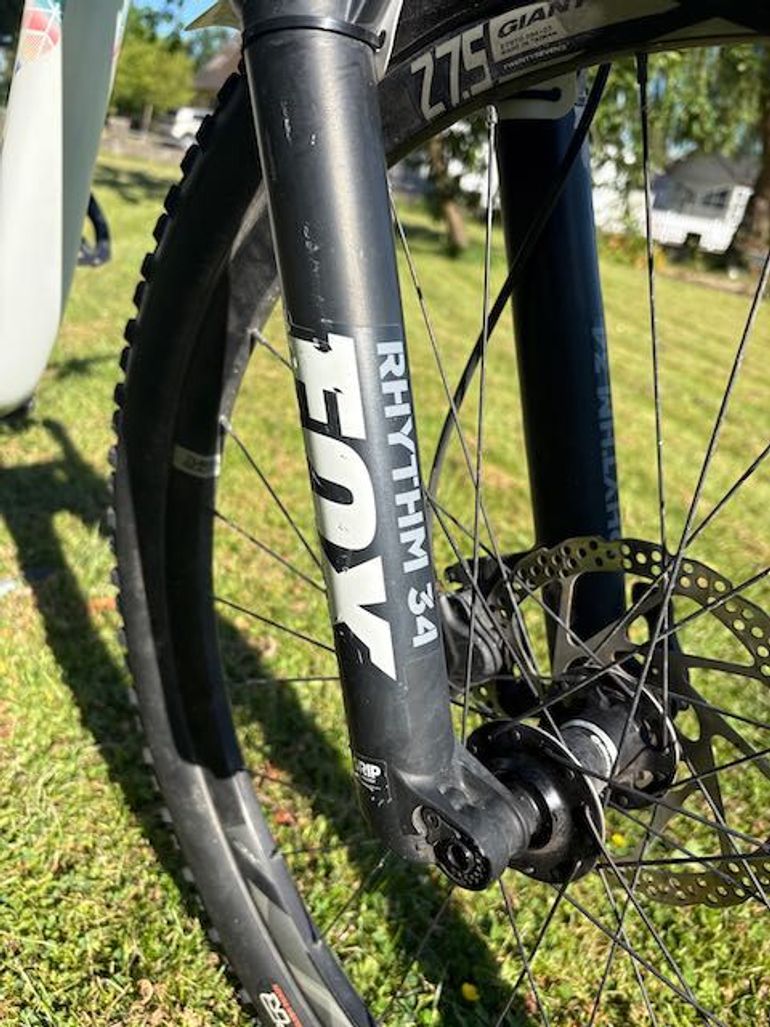 Used Liv Pique 2 2018 2018 Mountainbike, White — image 8 of 12