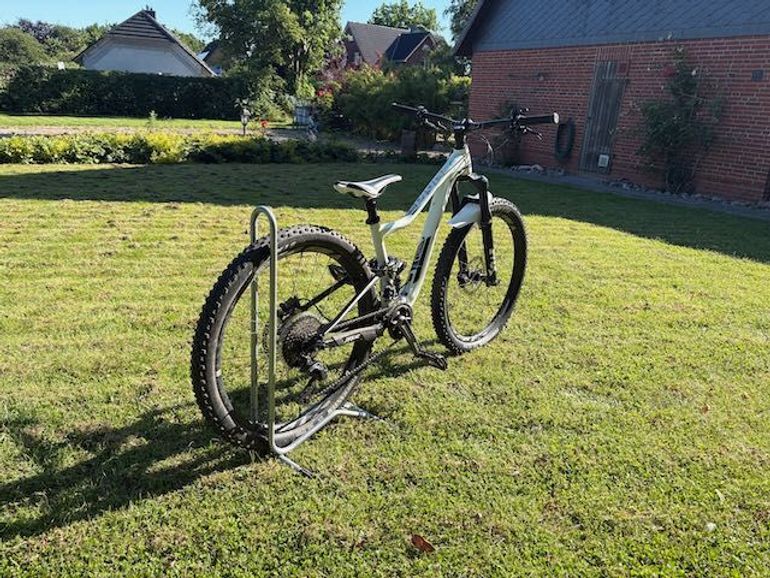 Used Liv Pique 2 2018 2018 Mountainbike, White — image 3 of 12