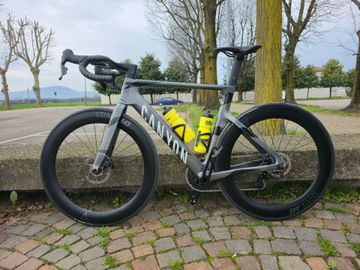 Použité Canyon Aeroad CF SLX 7 AXS SPEED 2026 2026 Road & Gravel