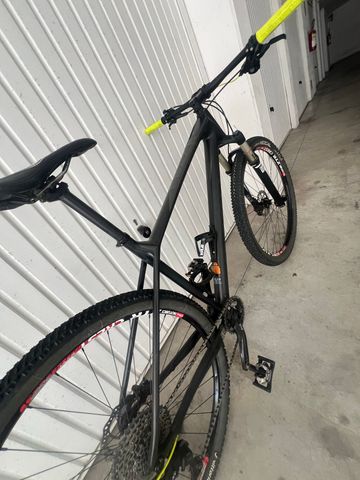 Tweedehands Focus RAVEN Elite 2018 2018 Mountainbike — afbeelding 6 van 8