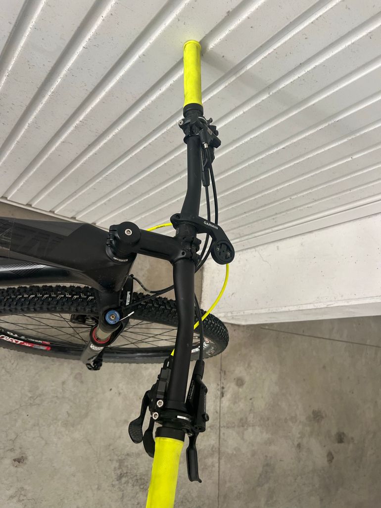 Tweedehands Focus RAVEN Elite 2018 2018 Mountainbike — afbeelding 8 van 8