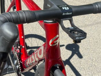 Used Gusto Custom Shimano 105 Di2 2025 Road & Gravel, Red — image 21 of 21