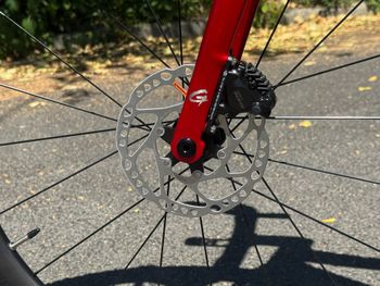 Used Gusto Custom Shimano 105 Di2 2025 Road & Gravel, Red — image 18 of 21