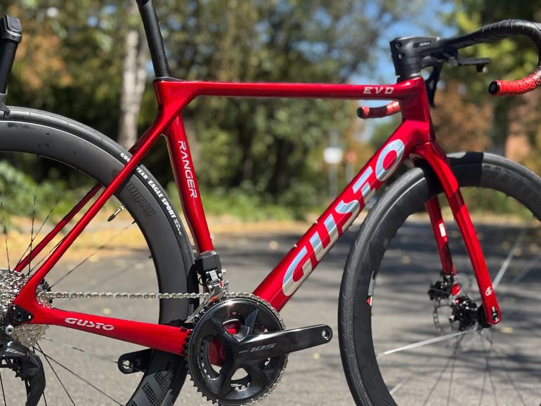 Used Gusto Custom Shimano 105 Di2 2025 Road & Gravel, Red — image 2 of 21