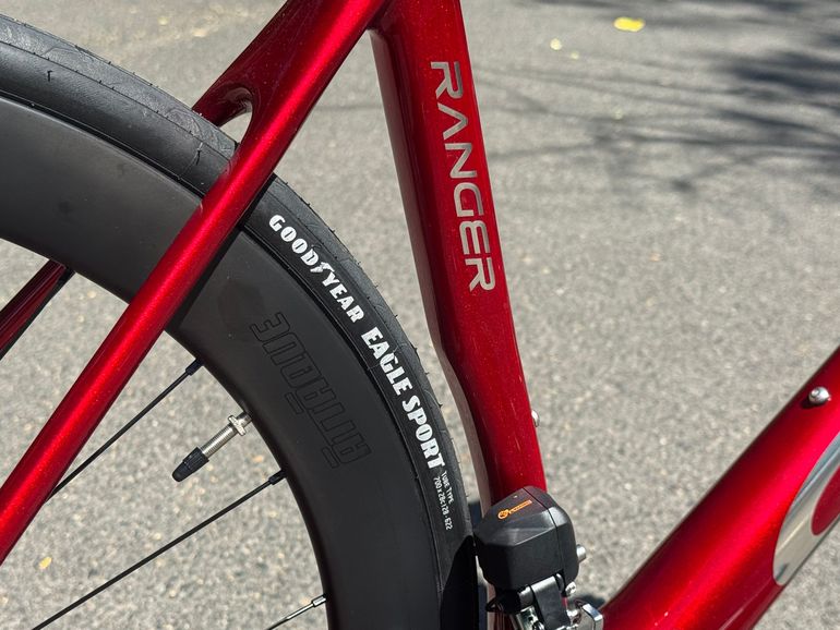 Used Gusto Custom Shimano 105 Di2 2025 Road & Gravel, Red — image 9 of 21