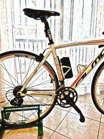 Used Olmo Custom Campagnolo Xenon 2018 Road & Gravel, White — image 8 of 11