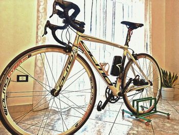 Used Olmo Custom Campagnolo Xenon 2018 Road & Gravel, White — image 9 of 11