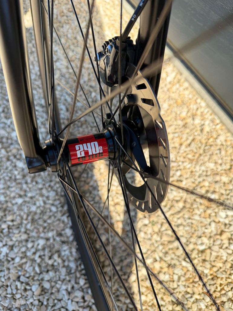 Used BMC Roadmachine 02 ONE 2018 2018 Road & Gravel, Black — image 8 of 18